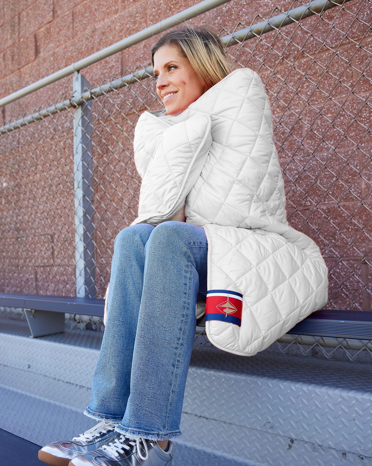 Pretty Rugged Waterproof Puffer Blanket with Pockets
