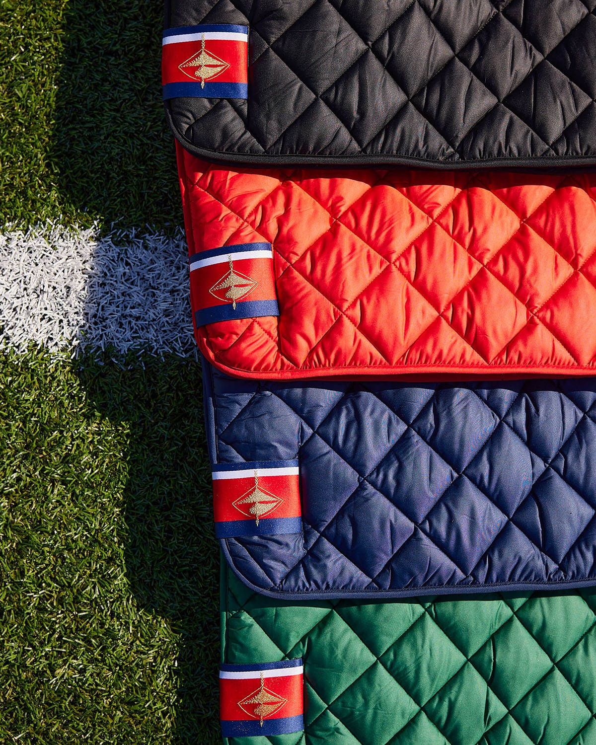 Pretty Rugged Waterproof Puffer Blanket with Pockets
