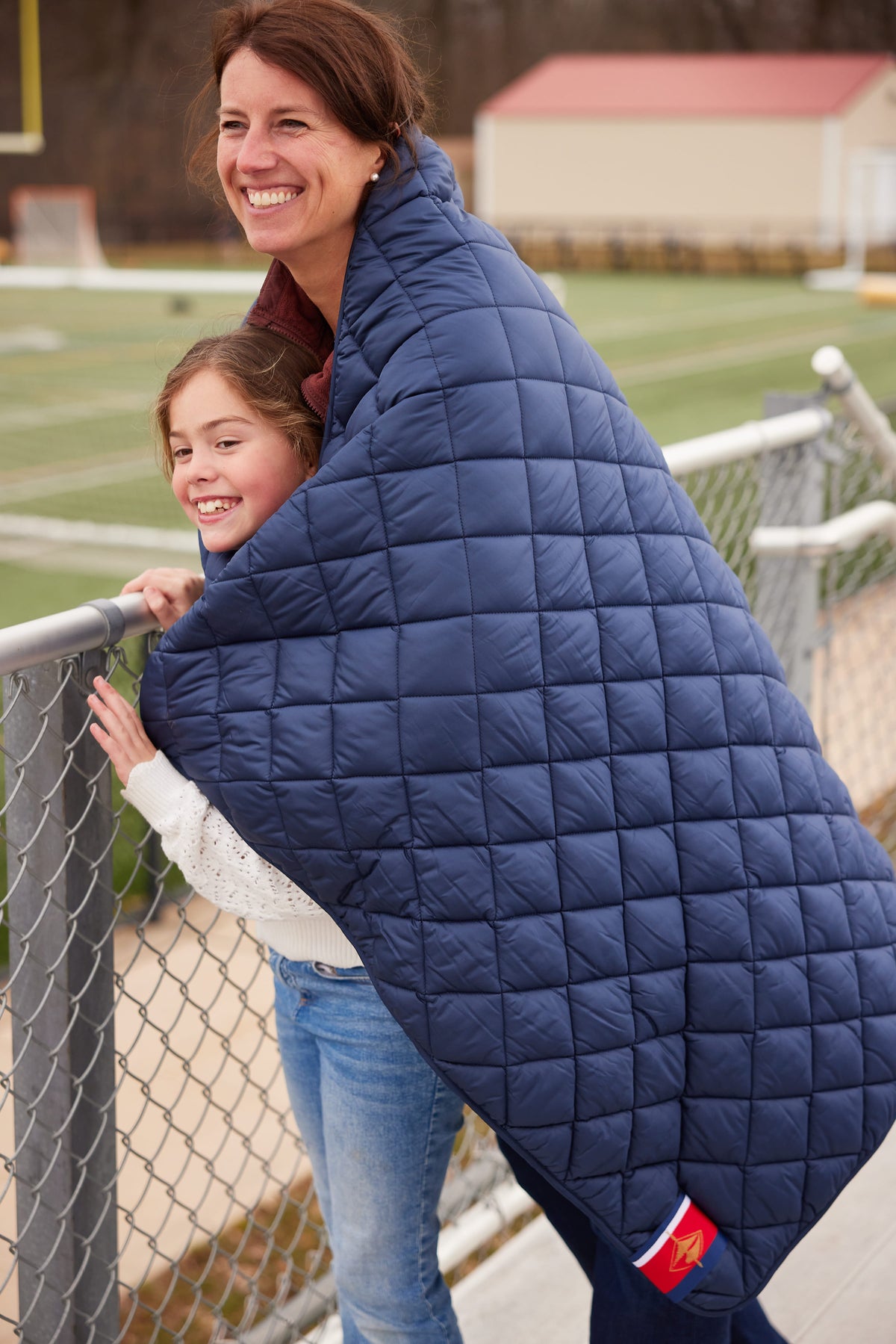 Pretty Rugged Waterproof Puffer Blanket with Pockets