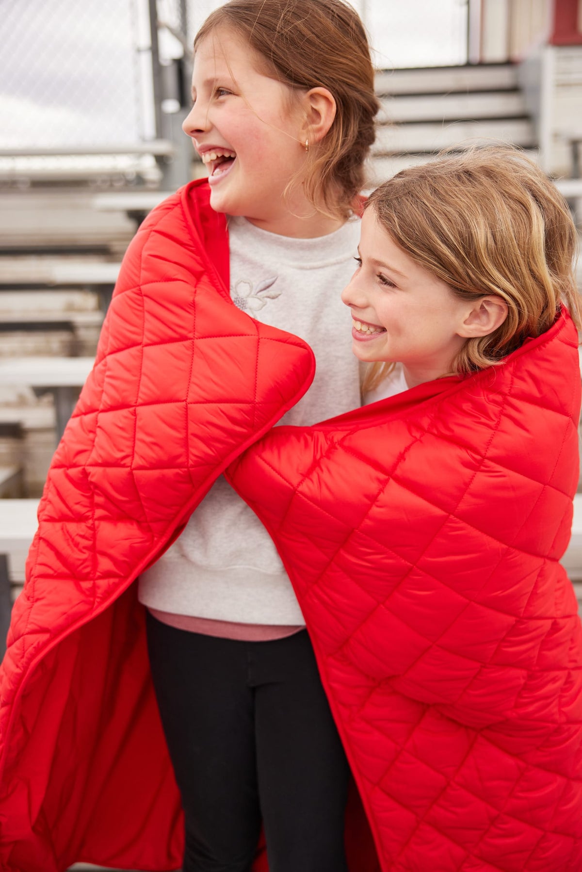 Pretty Rugged Waterproof Puffer Blanket with Pockets