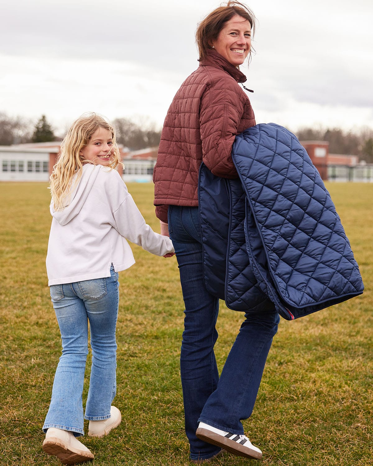 Pretty Rugged Waterproof Puffer Blanket with Pockets