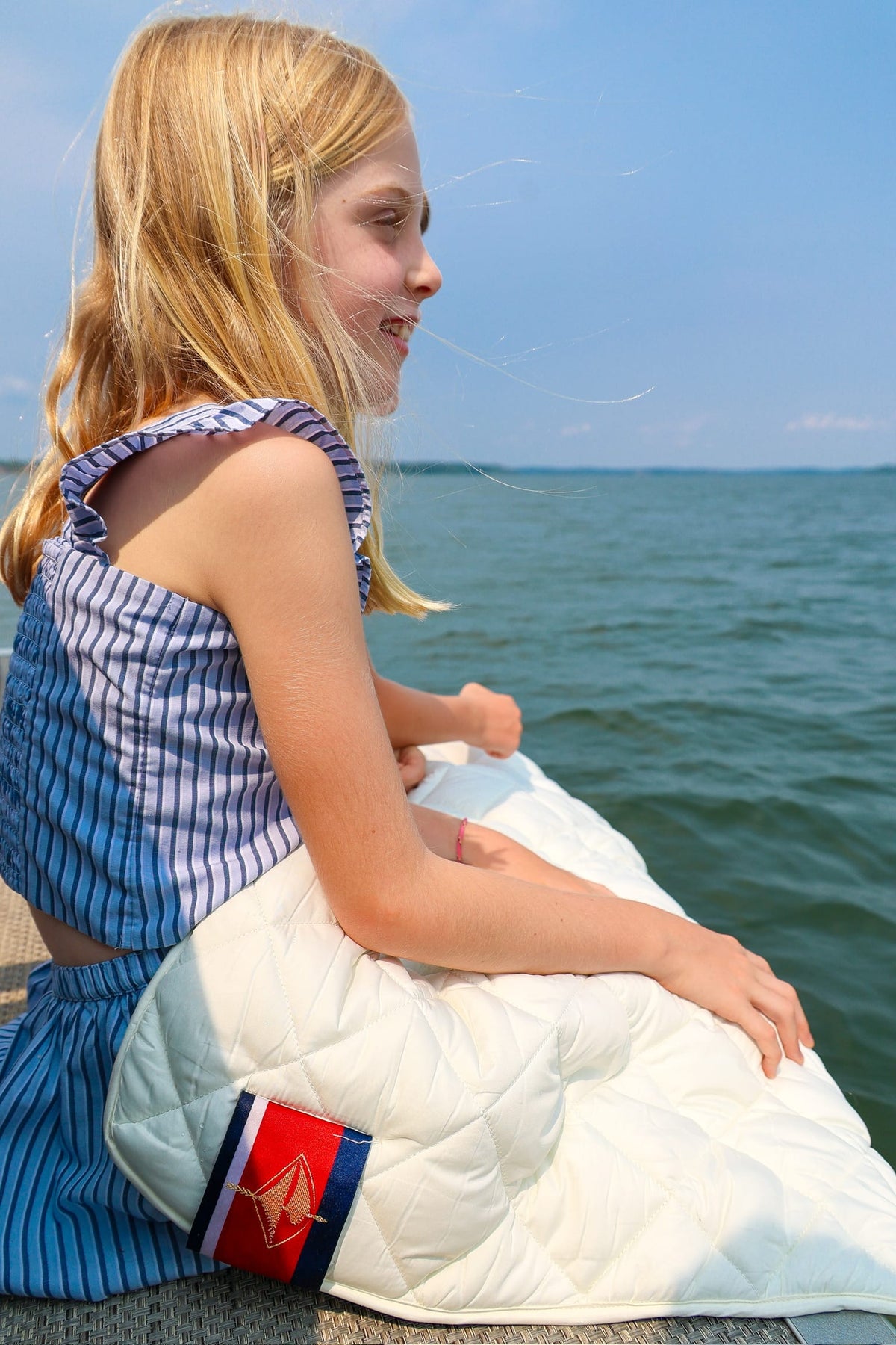Pretty Rugged Waterproof Puffer Blanket with Pockets