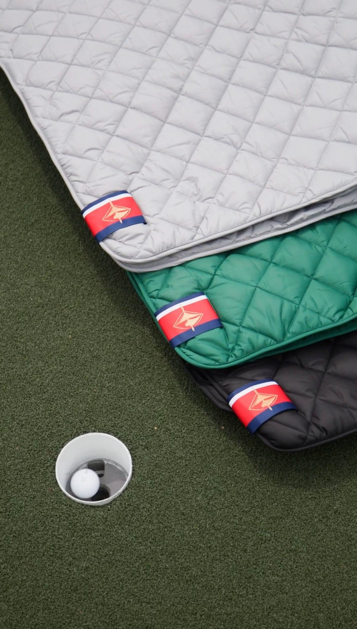 Pretty Rugged Waterproof Puffer Blanket with Pockets