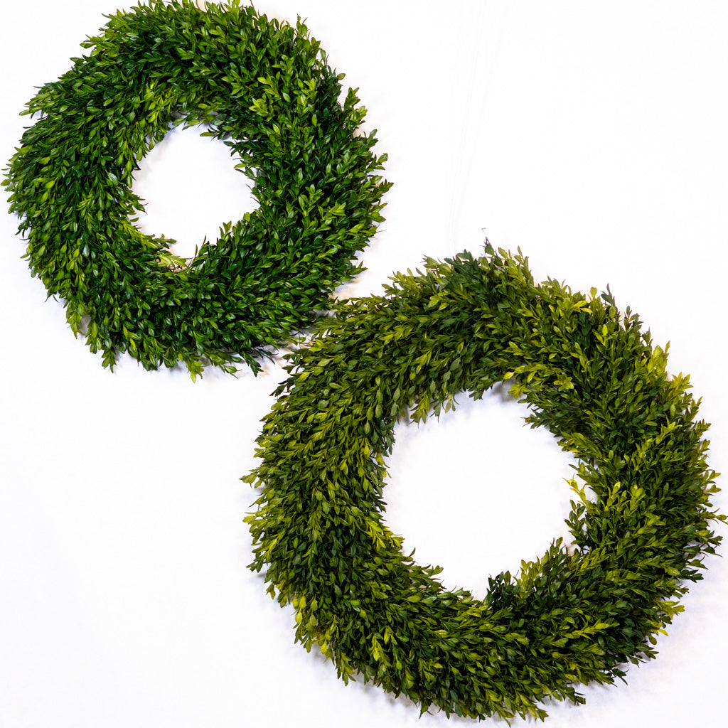 18-Inch Faux Boxwood Wreath