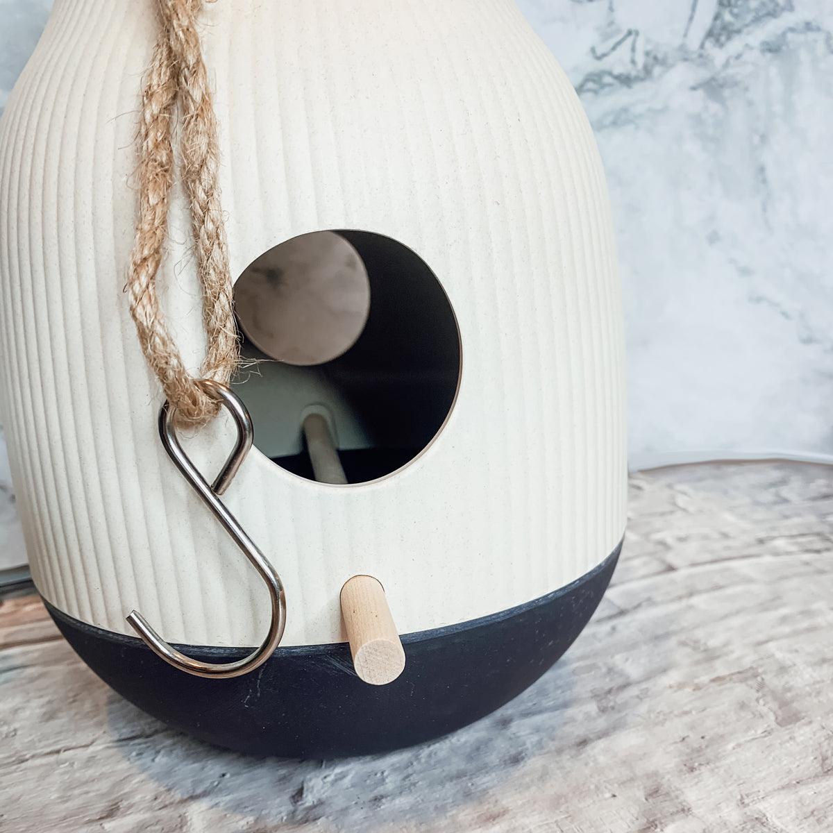 Gia Roma Cocoon Bird Feeder