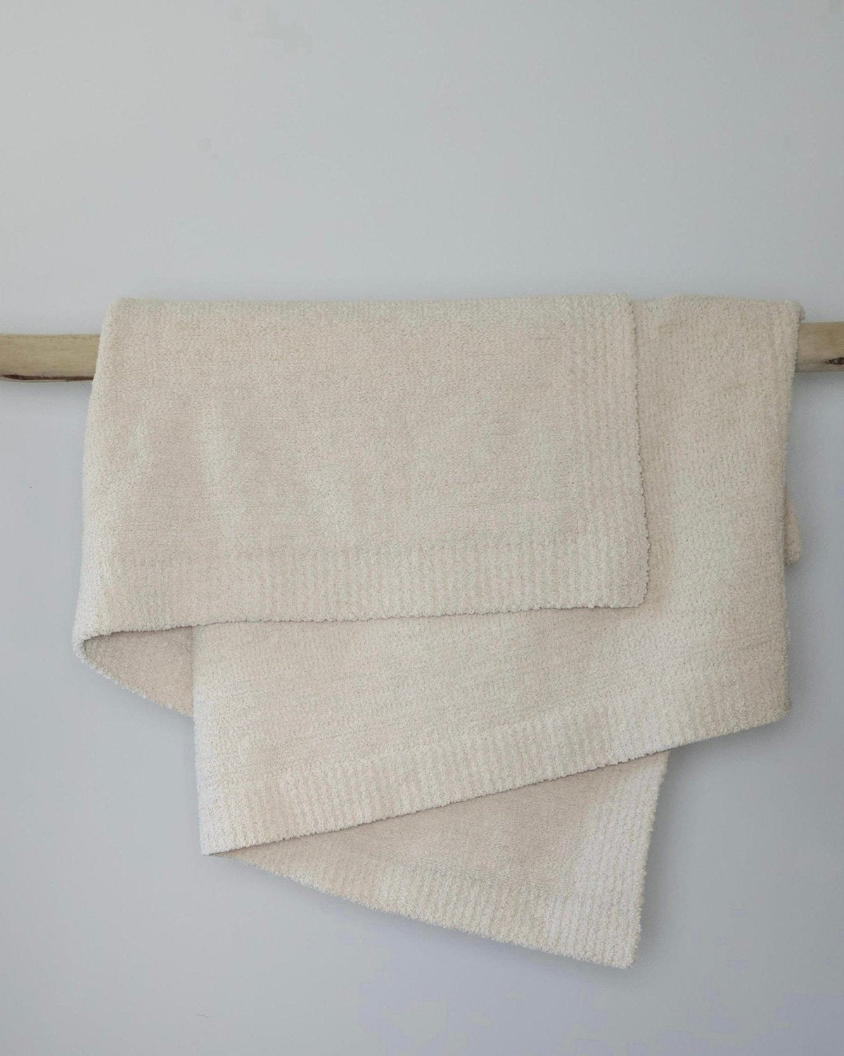 The Moose Nest Nest Throw Blanket, Oversized 75x52